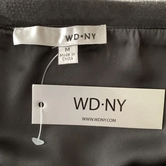 WD.NY women’s Sequin Top. - Picture 6 of 8
